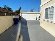 Photo - 2937 W Carson St