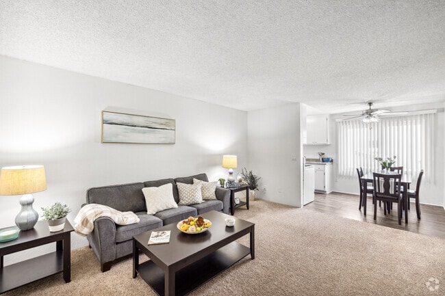 1BR, 1BA - 540SF - Living Room - The Crossroads