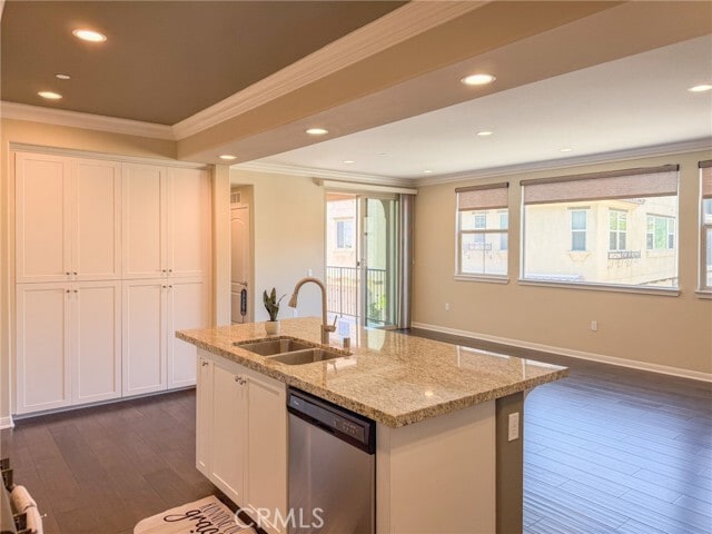 Photo - 444 Maravilla Ln