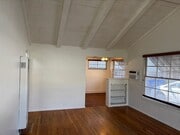 Photo - Kester Ave, 5069-5071 Unit 5071