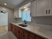 Photo - 7102 S La Cienega Blvd Apartments Unit 4