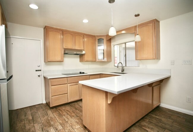 Photo - Single level newly remolded Large back yard