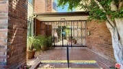 Photo - 5420 Lindley Ave