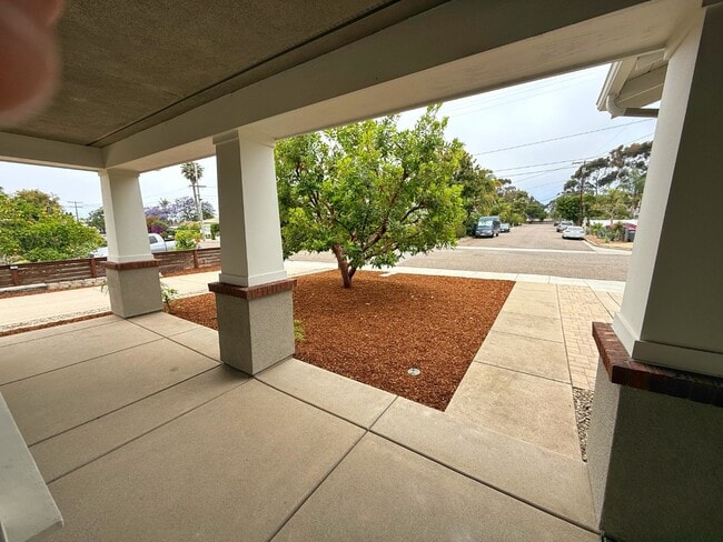 Photo - 1099 Buena Vista Way