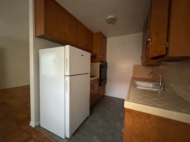 Photo - 1722 Armacost Ave Unit 1722 Armacost Ave one bedroom