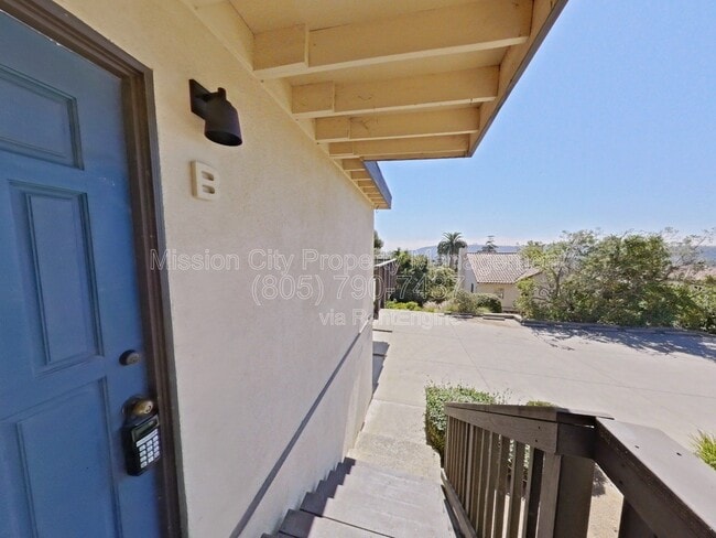 Photo - 1767 Grand Ave