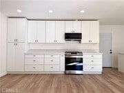 Photo - 18754 Cohasset St