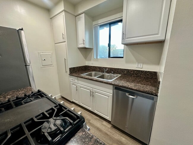 Photo - 12236 Pacific Ave Unit 06