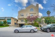 Photo - 1034 S Shenandoah St Apartment Unit 1