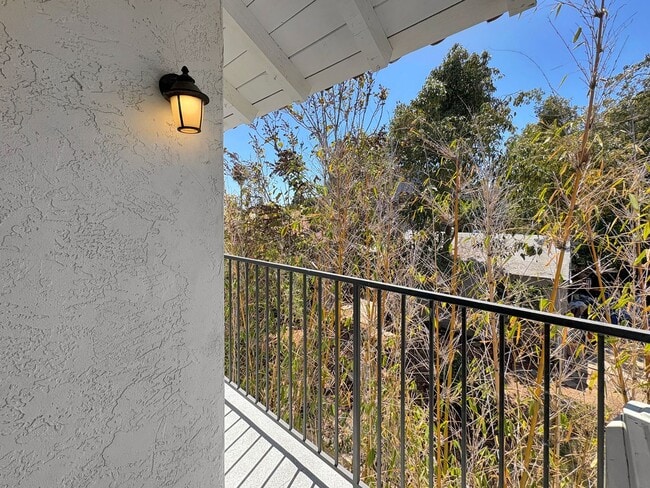 Photo - SD: Comfortable 2BD/2BA Condo in Golden Hill with A/C, Reserved Parking & In-Unit Laundry Unit 50