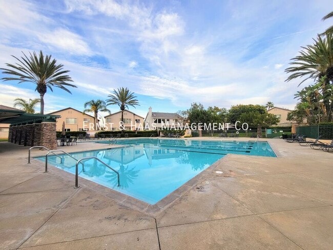 Photo - 17528 Yellowwood Way