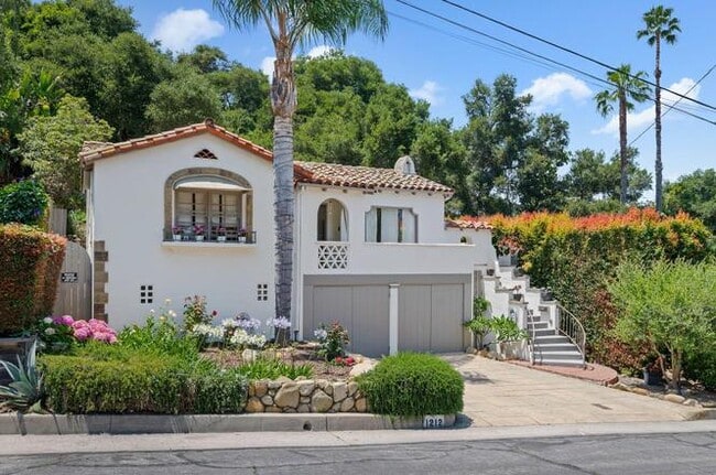 Photo - 1212 W Micheltorena St