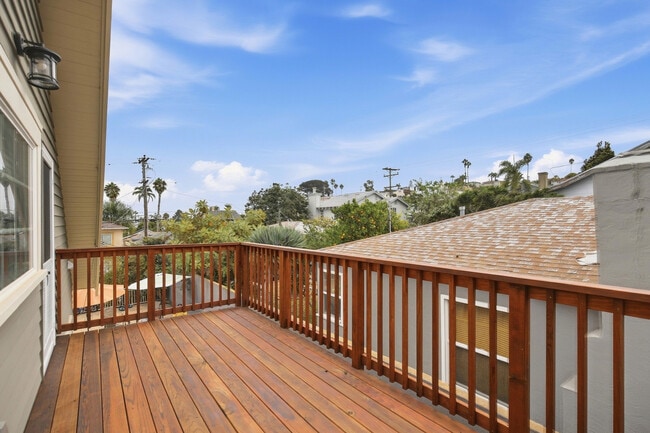 Private deck - 4720 Del Monte Ave Unit 4718 Del Monte