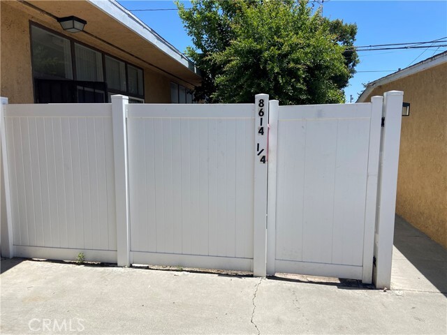 Photo - 8614 Evergreen Ave Townhome