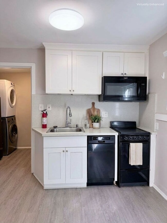 Photo - 1542 E Woodbury Rd