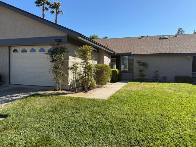 Beautiful Capri Home in Leisure Village - Beautiful Capri Home in Leisure Village