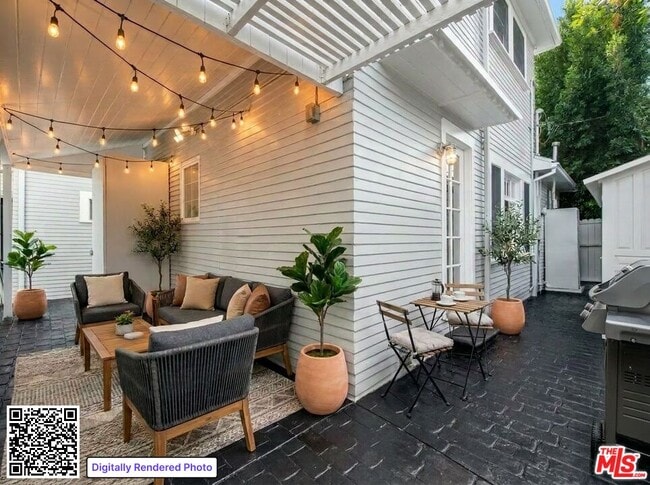 Photo - 1546 N St Andrews Pl
