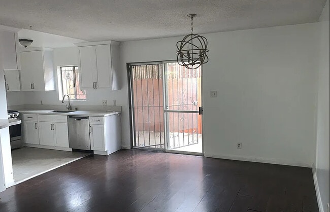 Photo - 2412 S Shenandoah St