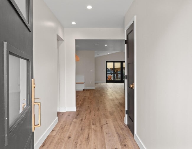 Photo - 2726 Andreo Ave