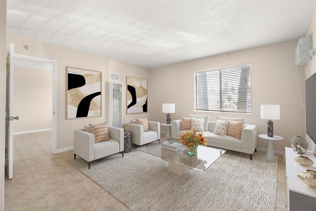 Photo - Annex on Chicago