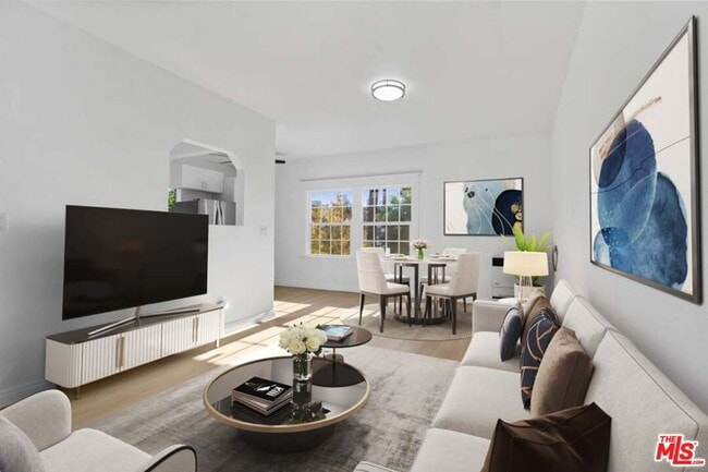 Photo - 1125 S Lake St Unit 3