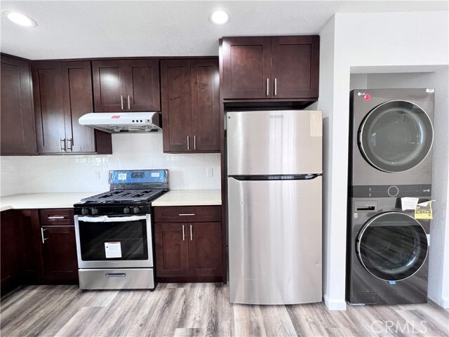 Photo - 651 Maltman Ave