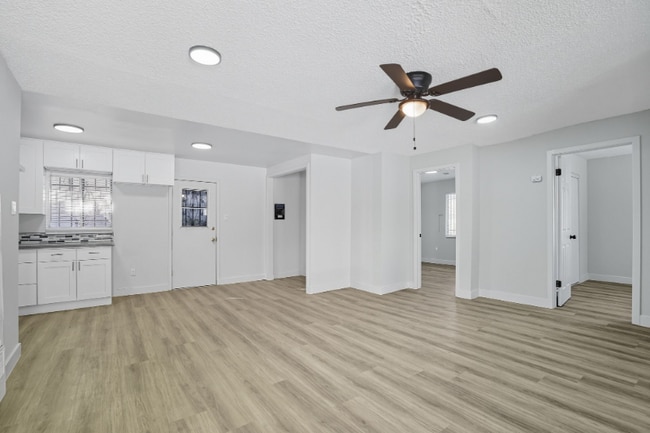 Photo - 4710 St Elmo Dr Unit 4714