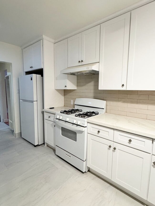 Photo - LIMITED TIME RENT SPECIAL!! Charming 3-Bedroom Front Home only in Norwalk