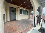 Photo - Beautifully Upgraded 3bed 2 bath Front House