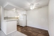 Photo - 432 Edgehill Ln