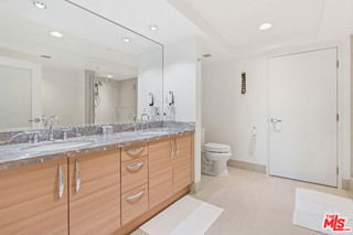 Photo - 13650 Marina Pointe Dr