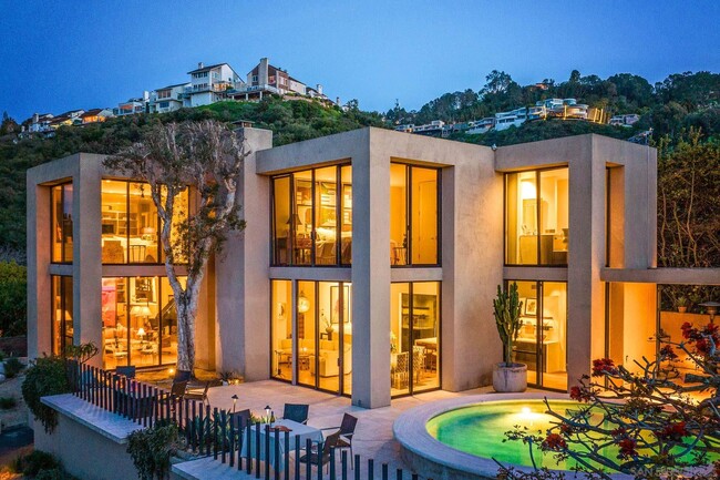 Photo - 7863 E Roseland Dr