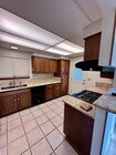Photo - 9882 Hampshire St