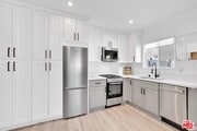Photo - 14644 Runnymede St