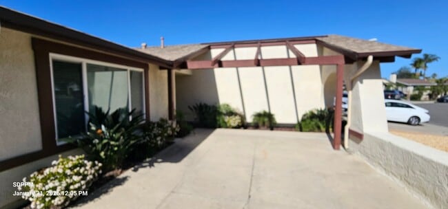 Photo - MIRA MESA / SAN DIEGO - Nice 4 Bedroom / 2 Bath House.  AVAILABLE NOW!!