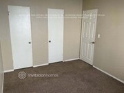 Photo - 7943 Newcastle Ave