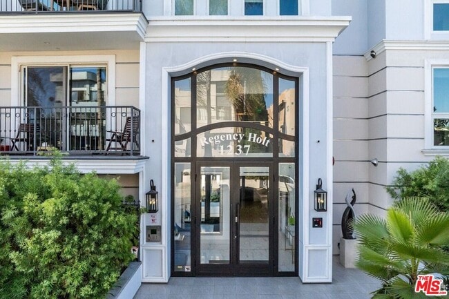 Building Photo - 1237 S Holt Ave Unit 205