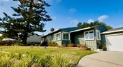 Photo - Beautiful 3BR/3BA Point Loma Home with Vaulted Ceilings & Central AC