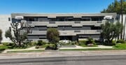 Photo - Encino Voltaire Apartments