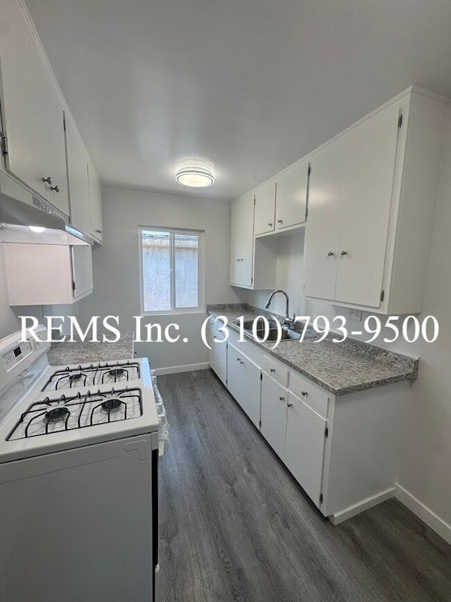 Photo - 1040 Ohio Ave