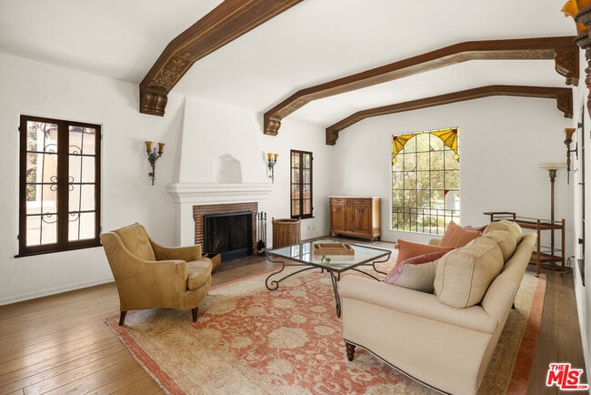 Photo - 1116 S La Jolla Ave