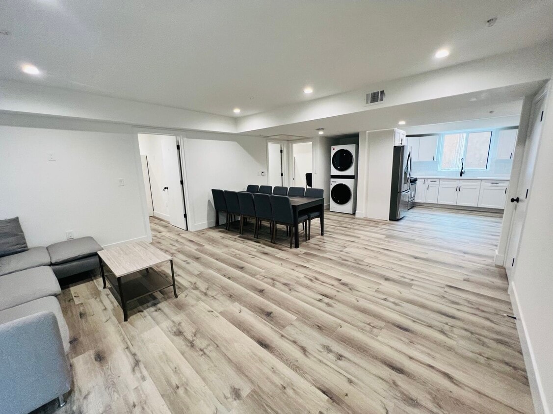 Floor Plan - Private Room at 1530 W 37th St (11B11B)