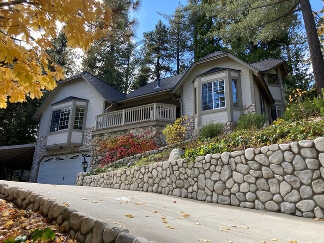 Photo - Charming Mountain Retreat across from Golf Course