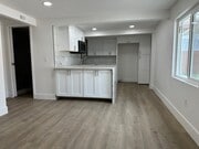 Photo - 1309 S Hamilton Blvd House