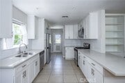 Photo - 15744 Hart St