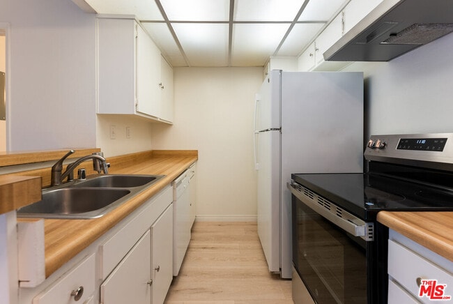 Photo - 8163 Redlands St Unit 45