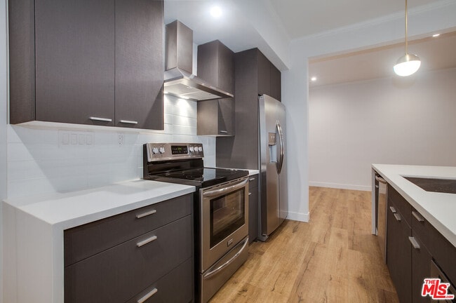 Photo - 12320 Montana Ave Unit 105