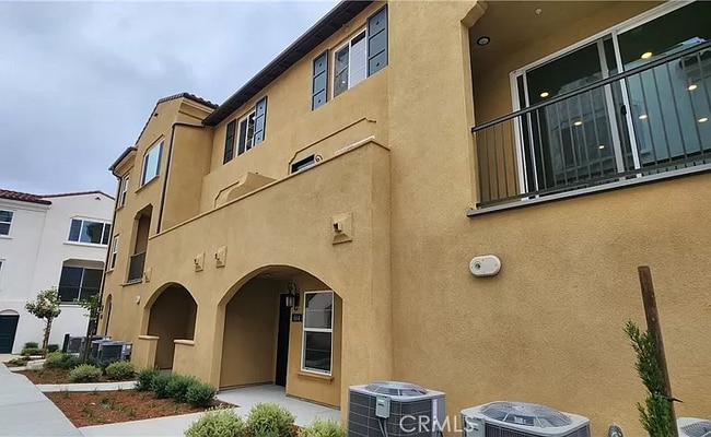 Photo - 664 Panorama Ln