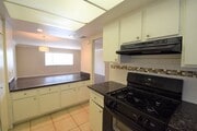 Photo - 2119 Elsinore St Apartment Unit 01