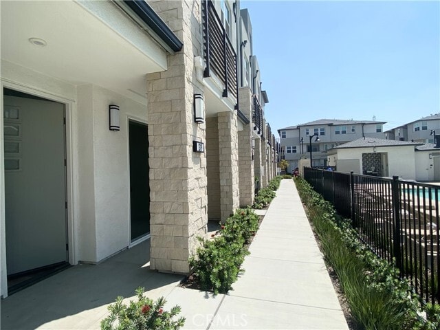 Photo - 1319 W Cara Dr